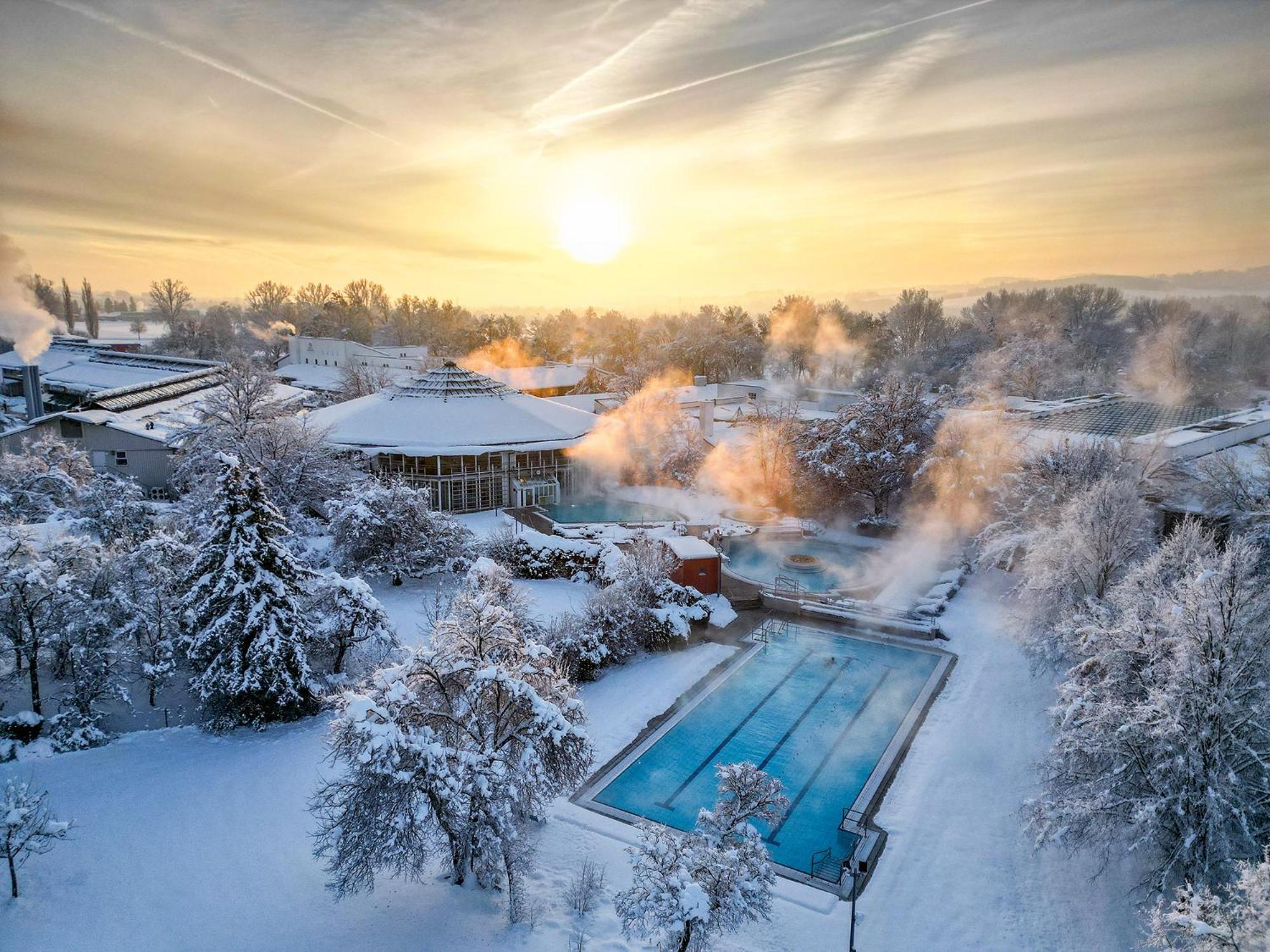 ホテル Chalet An Der Brunnader - Ihr Perfekter Rueckzugsort In Der Bayerischen Toskana バート・ビルンバッハ エクステリア 写真